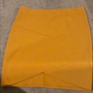 Mustard skirt